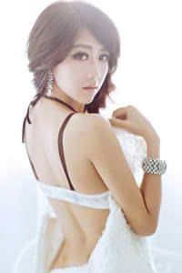 镜被捅了流口水流白色液体