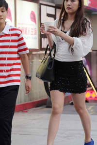 把胡萝卜立着自己坐上去作文